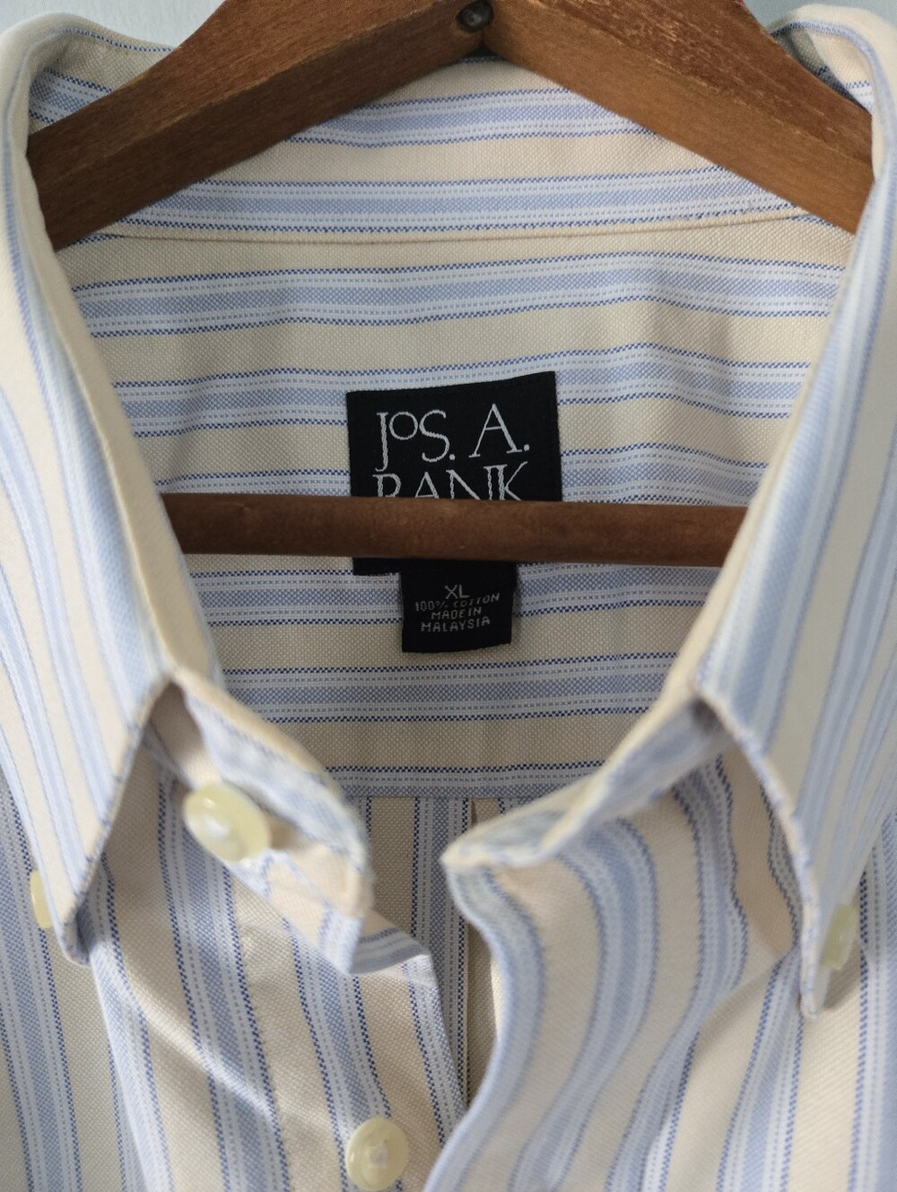 Vintage Cotton Oxford Jos. A Bank Button-down XL. see close up for color - Picture 2 of 11